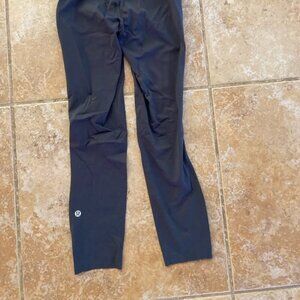 Lululemon wunder under leggings size 2 (cropped)